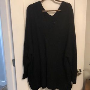 Divided by H&M Plus V-Neck Sweater